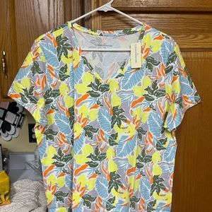 NWT L.L. Bean signature tee, floral print